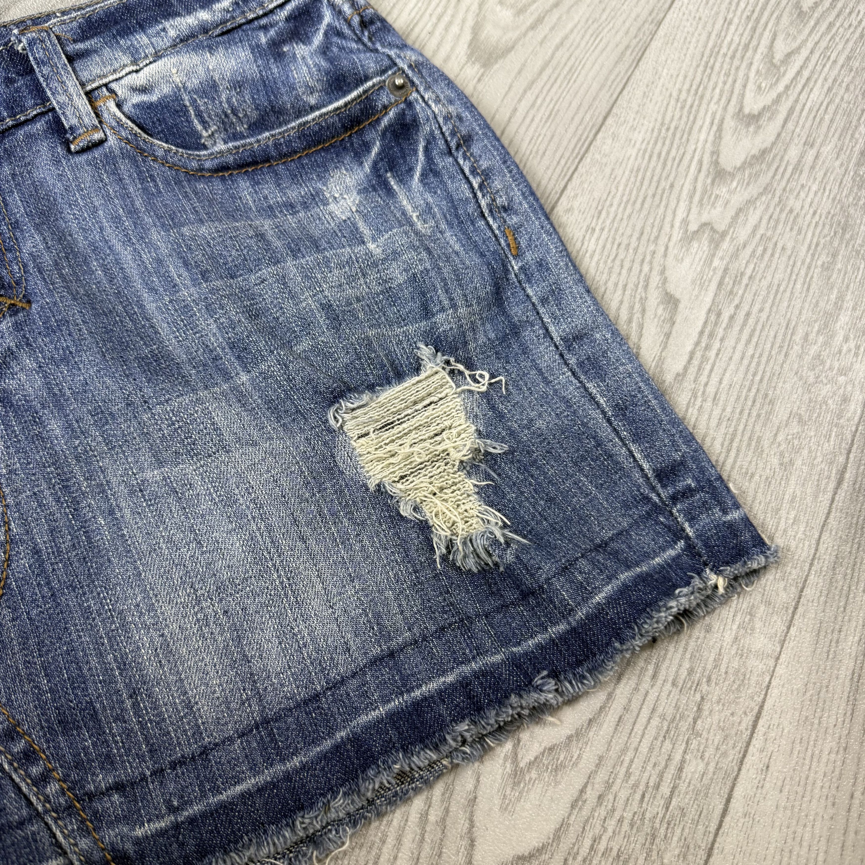 Vintage Vintage Fishbone Y2K Denim Faded Low Rise Blue Mini Skirt XS Size 24" / US 00 / IT 34 - 7 Thumbnail
