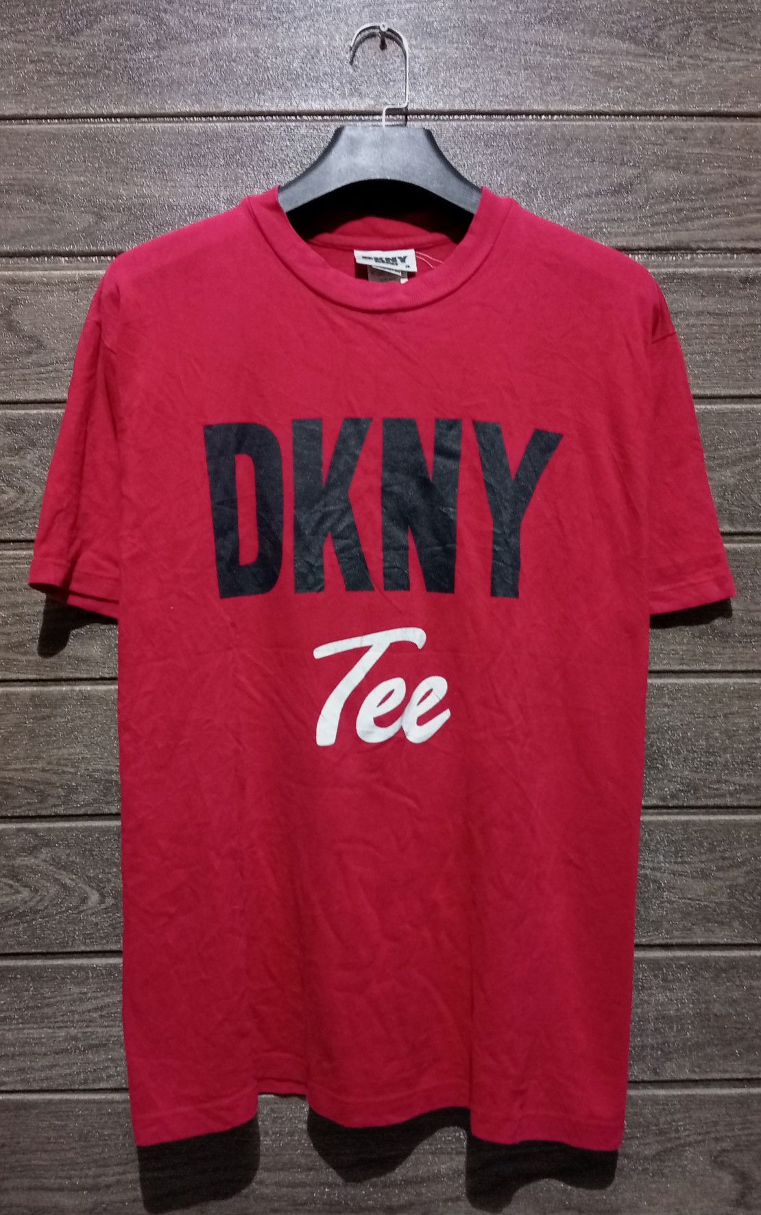 DKNY Vintage '90s DKNY Tee Made in USA Very Rare Size US XL / EU 56 / 4 - 1 Thumbnail