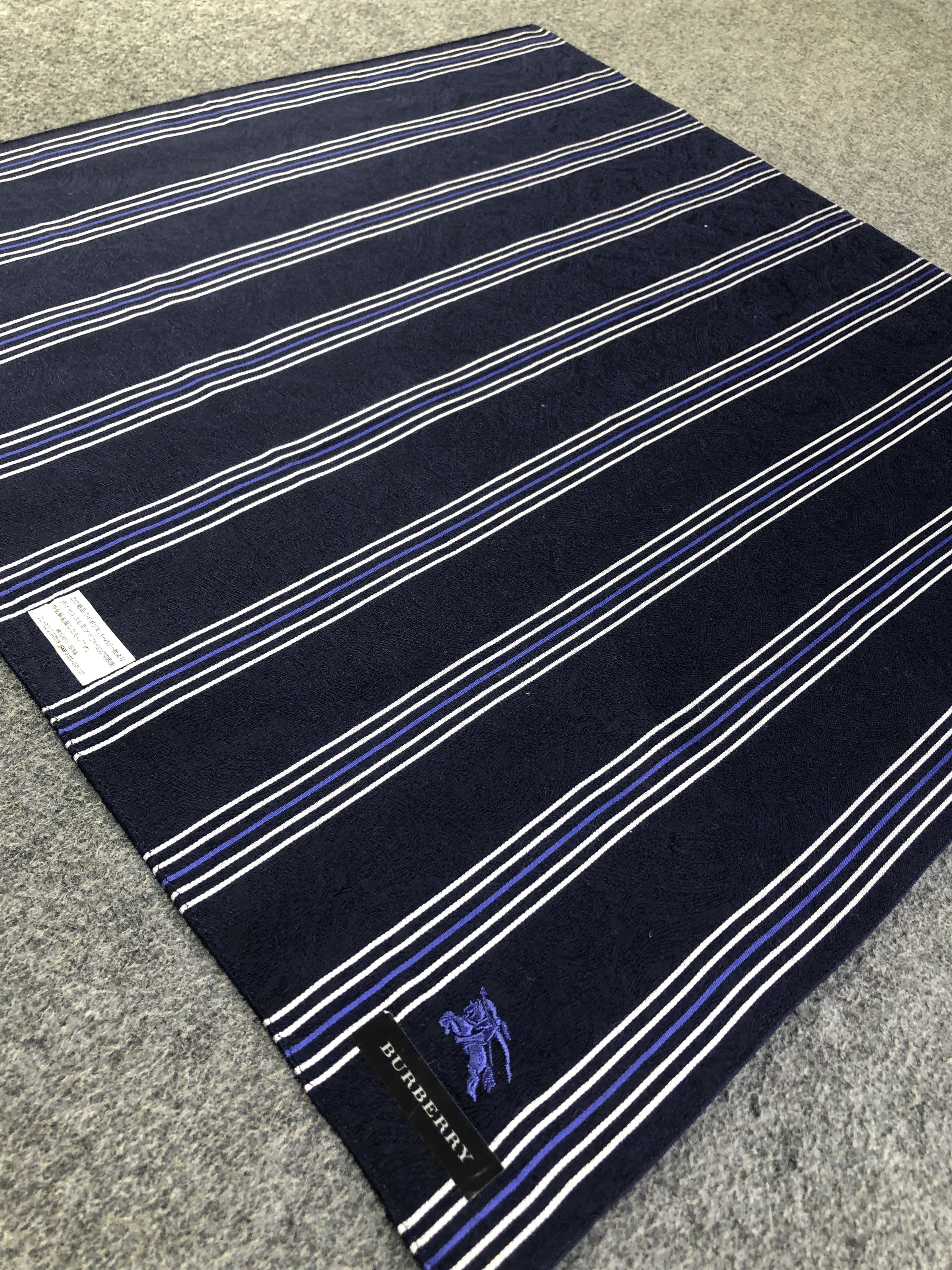Burberry Burberry Handkerchief / Bandana / Neckerchief C427 Size ONE SIZE - 4 Thumbnail