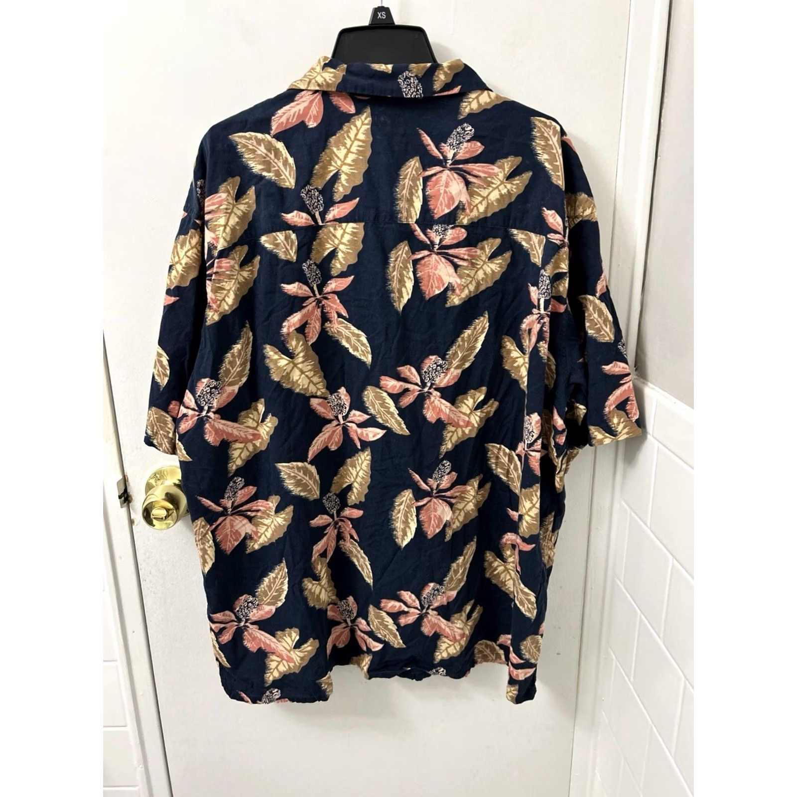 Uniqlo UNIQLO Floral Shirt Mens L Blue Hawaiian Short Sleeve Button-Up Casual Shirt Size US L / EU 52-54 / 3 - 7 Thumbnail