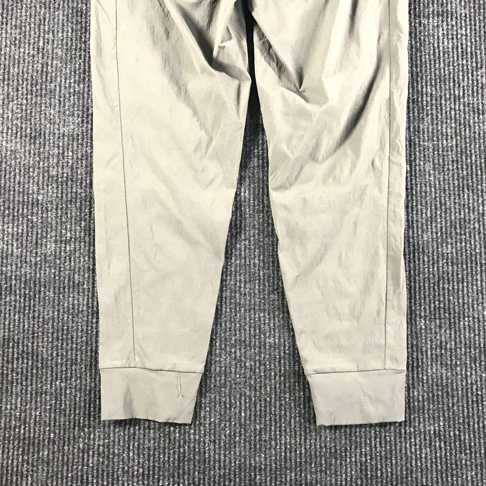 Athleta Athleta Jogger Pants Womens Olive Green Nylon Stretch 6 Adjustable Waist Pockets Tapered Leg Casual Activewear Size 28" / US 6 / IT 42 - 6 Thumbnail