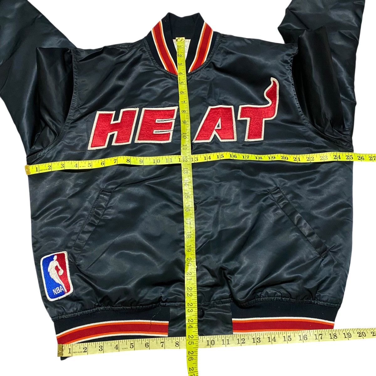 NBA Vintage 80s Miami Heat Sateen Bomber Jacket Starter Size US L / EU 52-54 / 3 - 20 Thumbnail