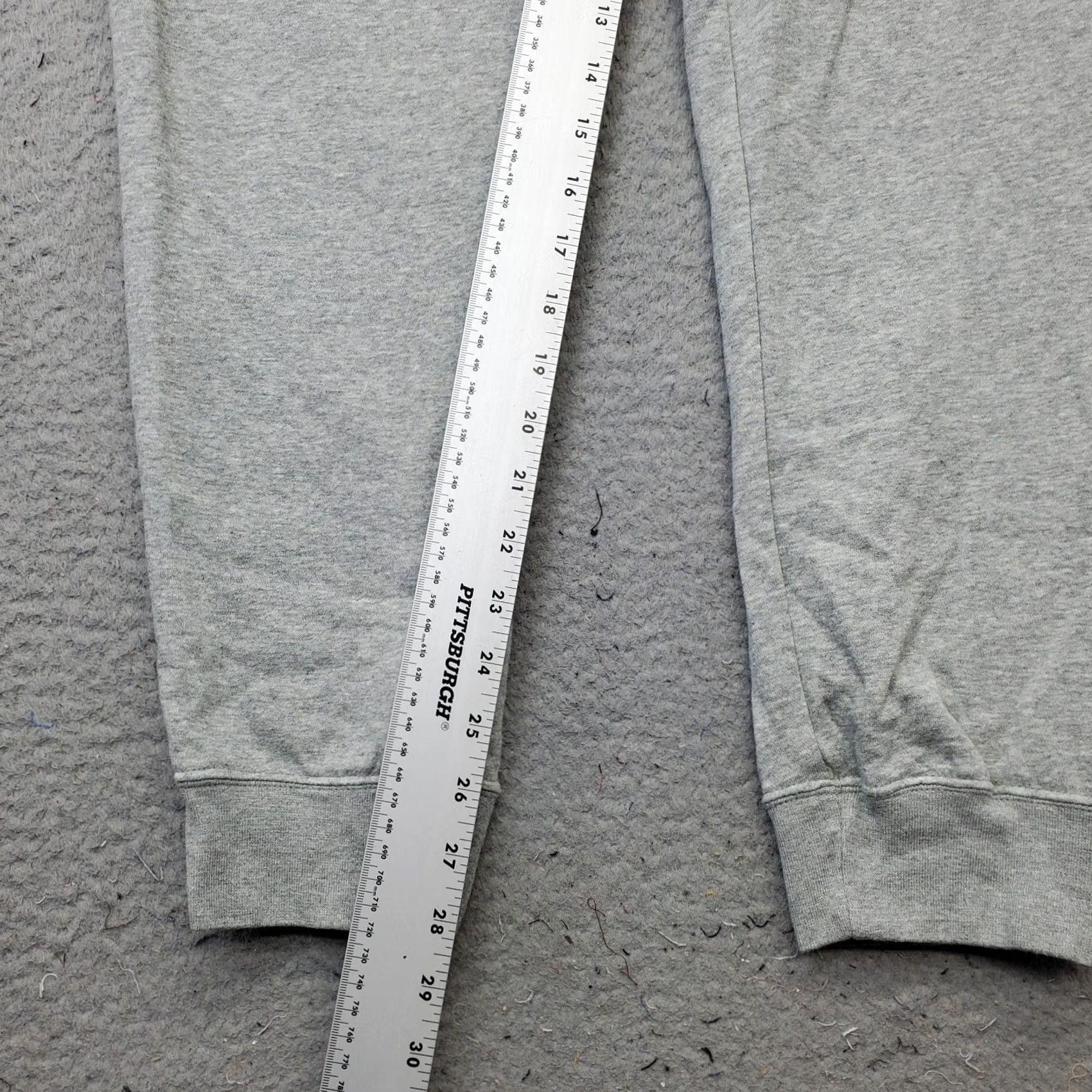 Nike Nike Sportswear Joggers Pants Men L Gray Fleece Lined Drawstring Tapered Leg Causal Activewear Size US 33 - 4 Thumbnail