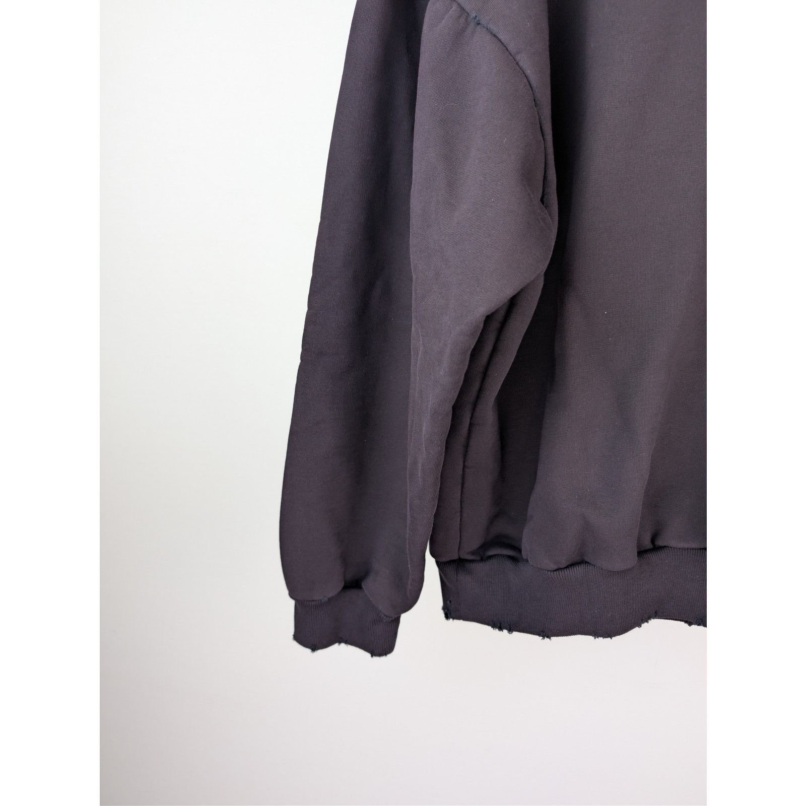Balenciaga o1rshd1 Pierced Round Hoodie in Washed Black Size US M / EU 48-50 / 2 - 14 Thumbnail