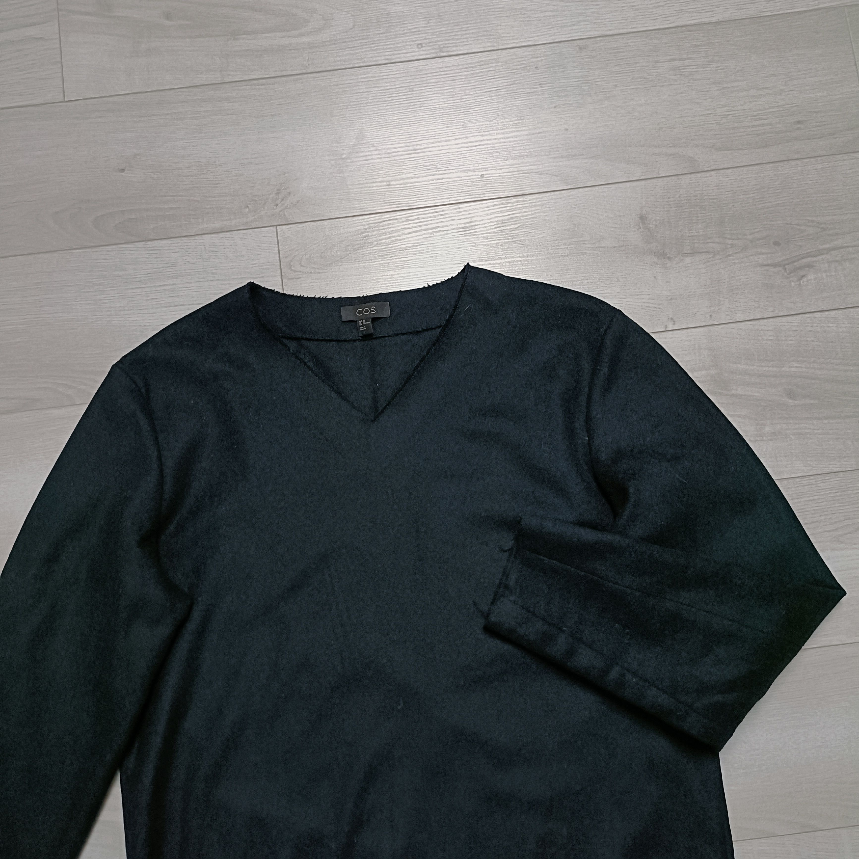 Cos Men's Navy Wool Jumper Sweater ! Size US M / EU 48-50 / 2 - 4 Thumbnail