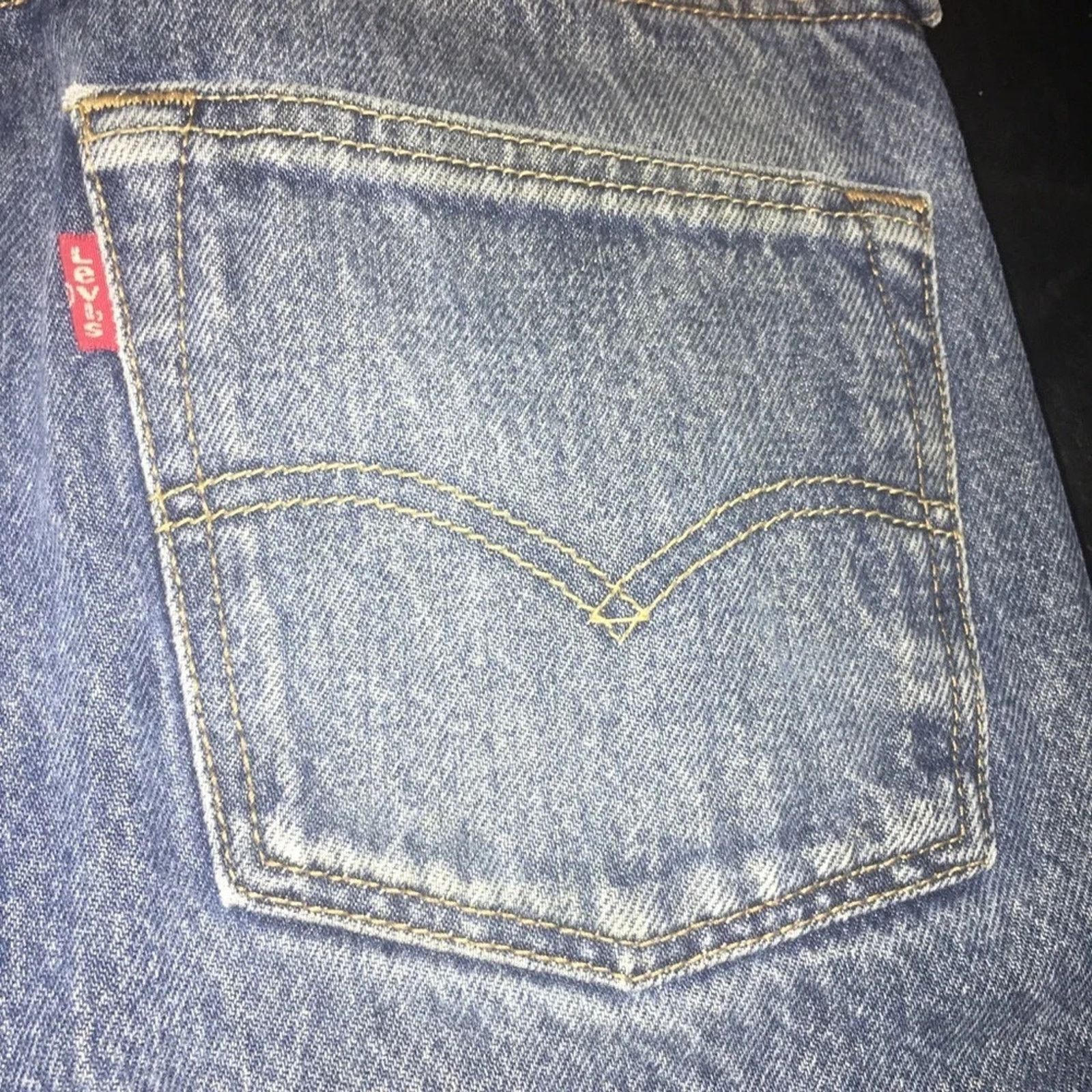 Levi's Levis 501 light wash Jeans, size 31 Size US 31 - 5 Thumbnail
