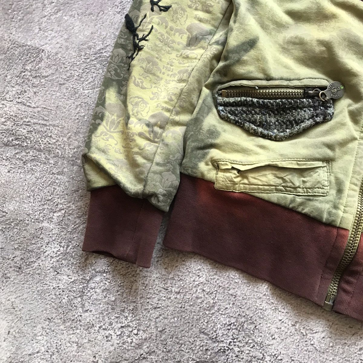 Vintage Vintage Y2K Distressed Bomber Jacket Abstract Graphic Street Size S / US 4 / IT 40 - 3 Thumbnail
