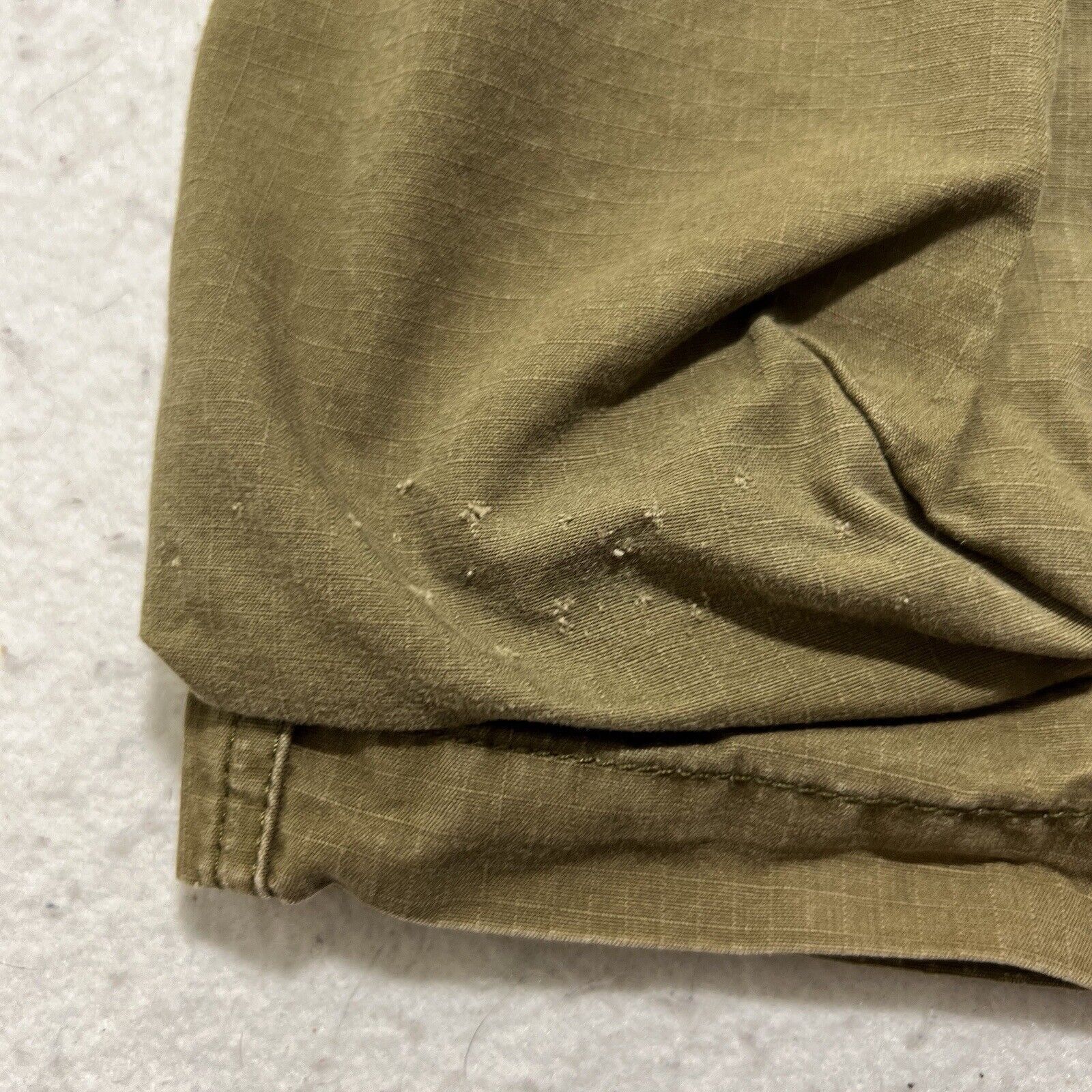Nike Nike Men's 38 Cargo Pocket 10" Inseam Shorts Olive Green Size US 38 / EU 54 - 5 Thumbnail