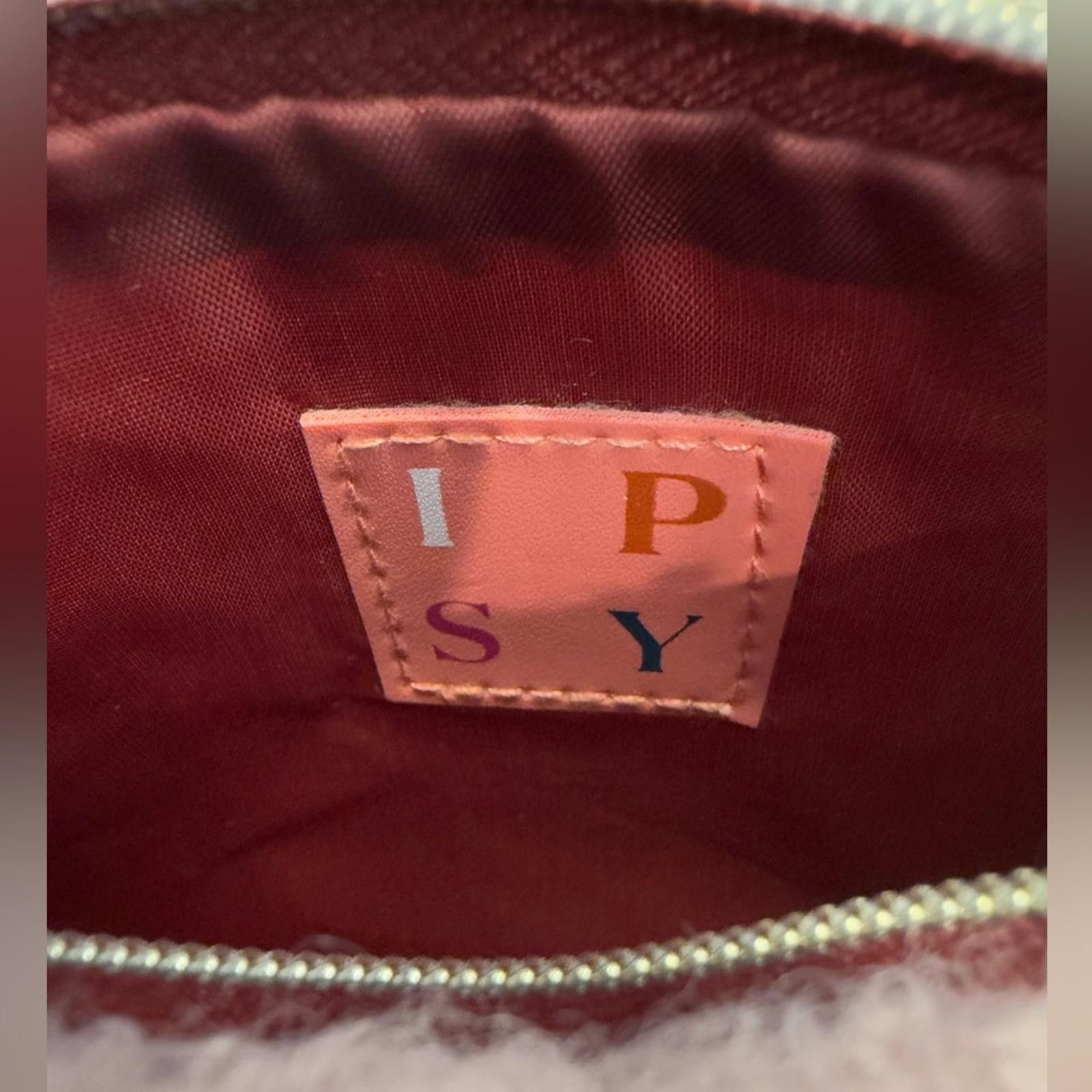 Other Ipsy light pink fuzzy mini bag Size ONE SIZE - 5 Thumbnail