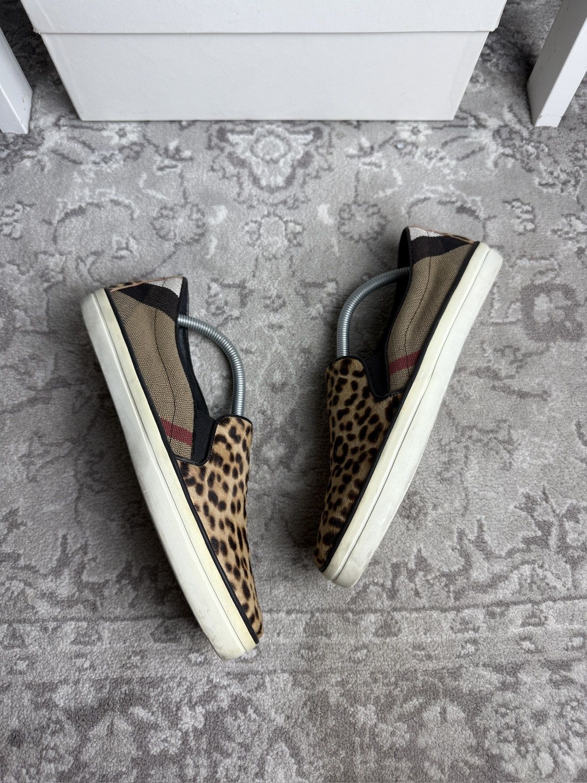 Burberry Burberry London nova check leopard print slip on sneakers US9 Size US 9 / IT 39 - 2 Thumbnail