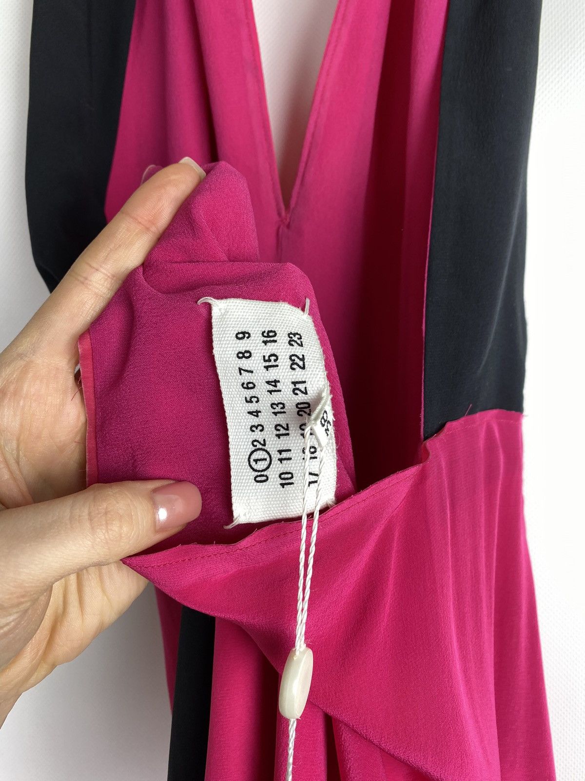 Maison Margiela Maison Margiela 1st Line sleeveless silk bodycon maxi dress Size XS / US 0-2 / IT 36-38 - 13 Thumbnail