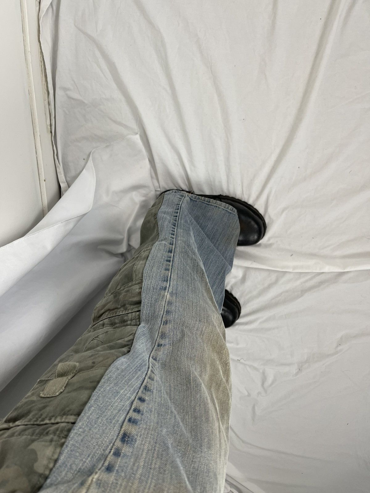 Chorley 50/50 split Distressed camo dirty faded denim wide leg Size US 34 / EU 50 - 4 Thumbnail