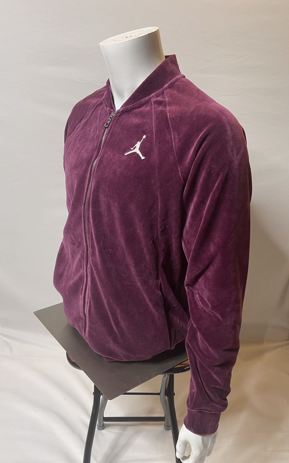 Jordan Brand Nike sb Air Jordan Velour Full Zip yeezy supreme kith Size US M / EU 48-50 / 2 - 11 Thumbnail