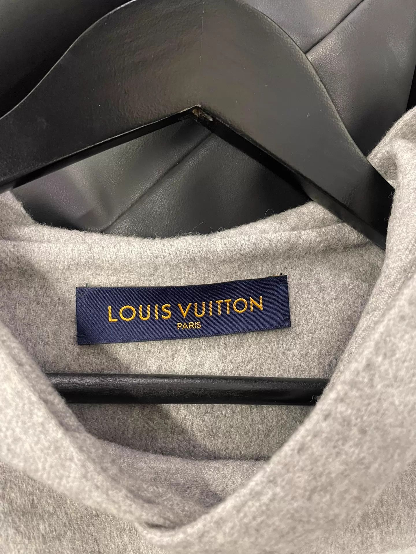 Louis Vuitton LV cashmere sweatshirt like new Size US L / EU 52-54 / 3 - 3 Thumbnail