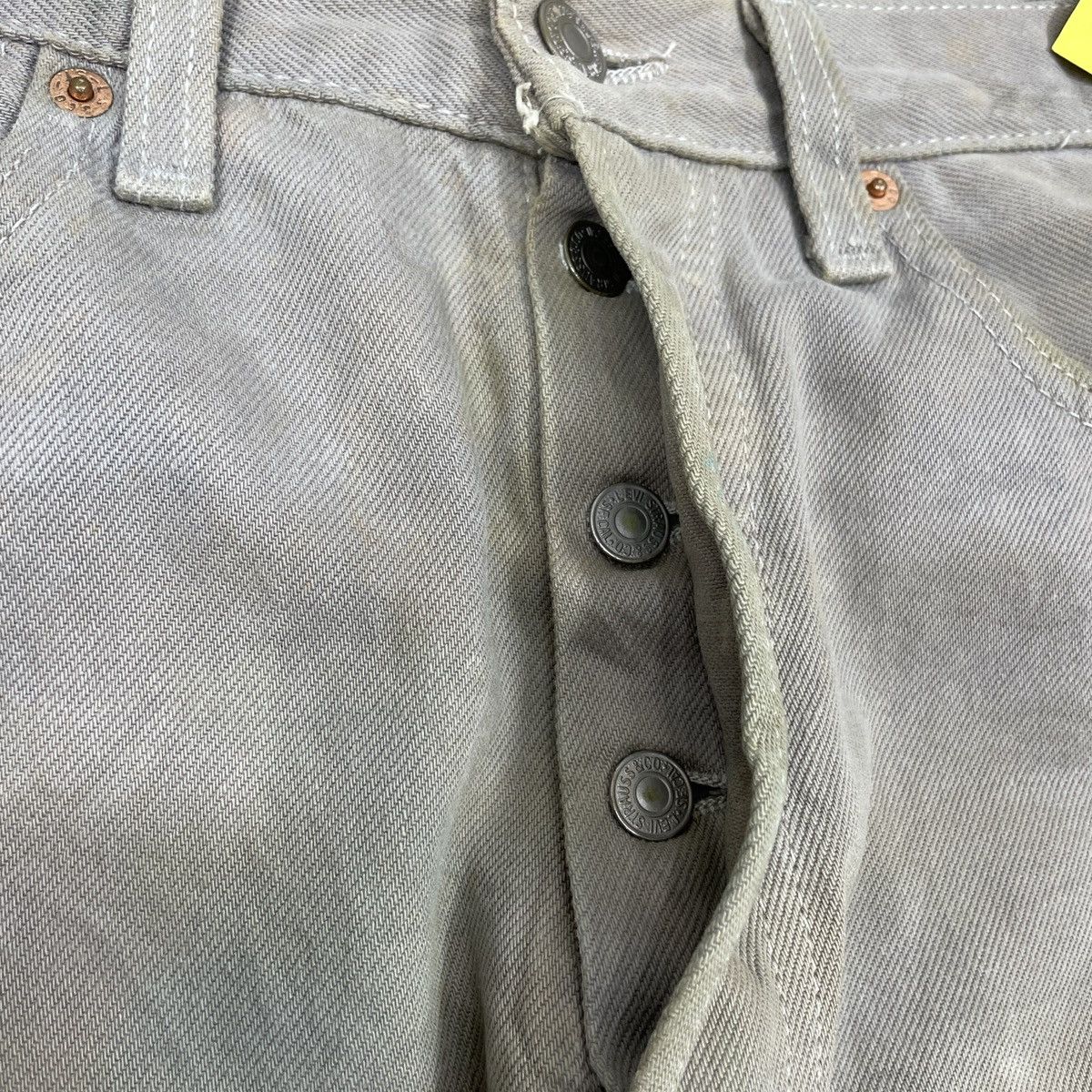 Levi's × Vintage Vintage Levis 501 Grey Faded Jeans wc 378 Size US 29 - 8 Thumbnail