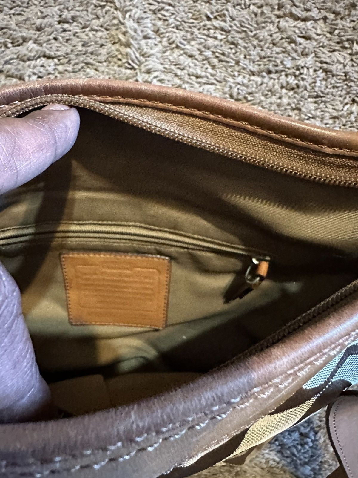 Coach Vintage Coach “triple brown” shoulder purse 00s Size ONE SIZE - 6 Thumbnail