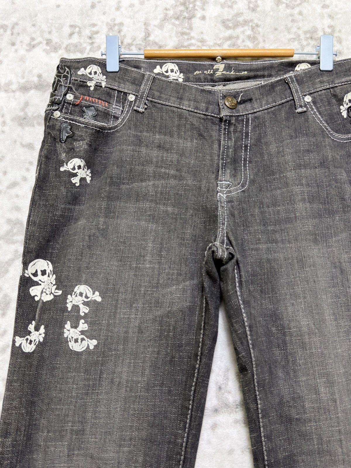 7 For All Mankind VINTAGE FLARED FOR ALL MANKIND 7 ☠️ PATCHES DENIM Size US 34 / EU 50 - 4 Thumbnail