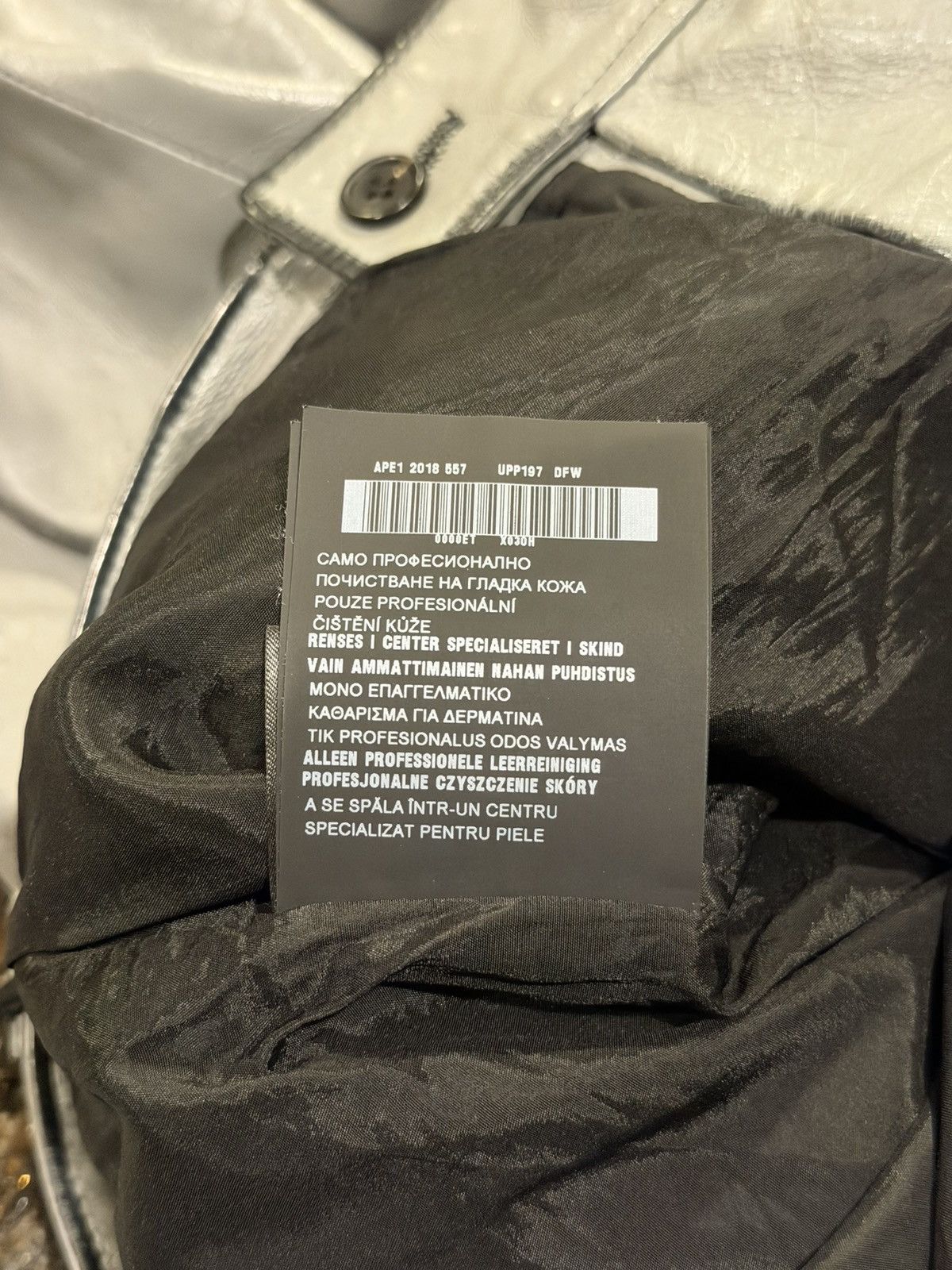Prada Prada FW 2018 Gray Calfskin Leather Wide Side Stripe Pants Size US 33 - 20 Thumbnail