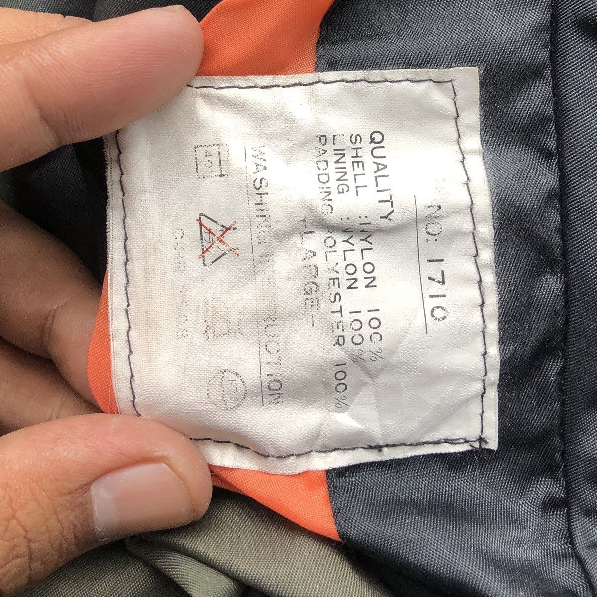 Vintage Vintage Sun Faded Ma-1 Bomber Jacket Size US L / EU 52-54 / 3 - 15 Thumbnail
