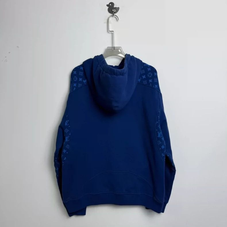 Louis Vuitton louis vuitton 23 New Circle Full Logo Printed Crew Neck Lo Size US L / EU 52-54 / 3 - 3 Thumbnail