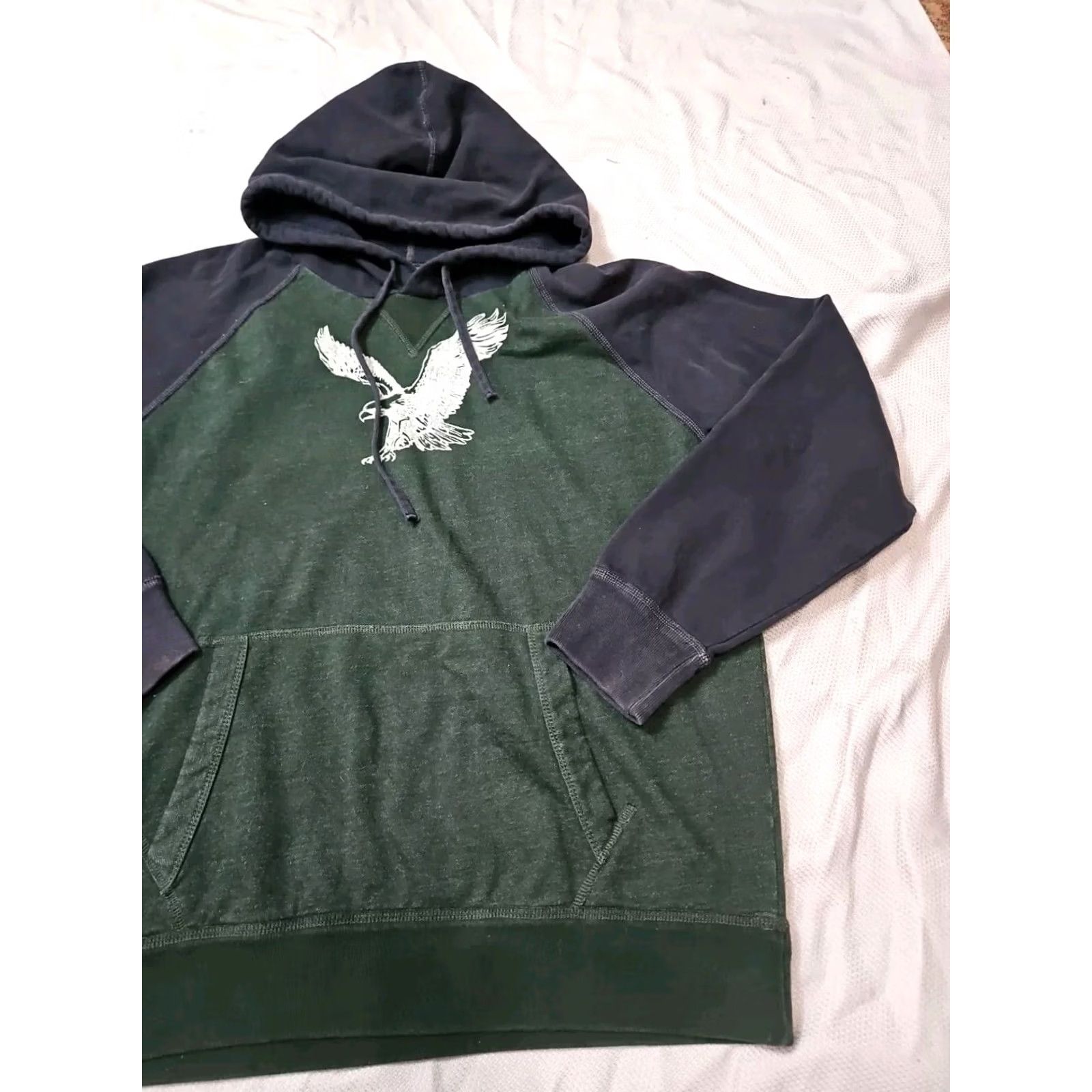 American Eagle Outfitters VINTAGE American Eagle Sweatshirt Mens Large Green Hoodie Eagle Graphic Print Shirt Top Size US L / EU 52-54 / 3 - 5 Thumbnail
