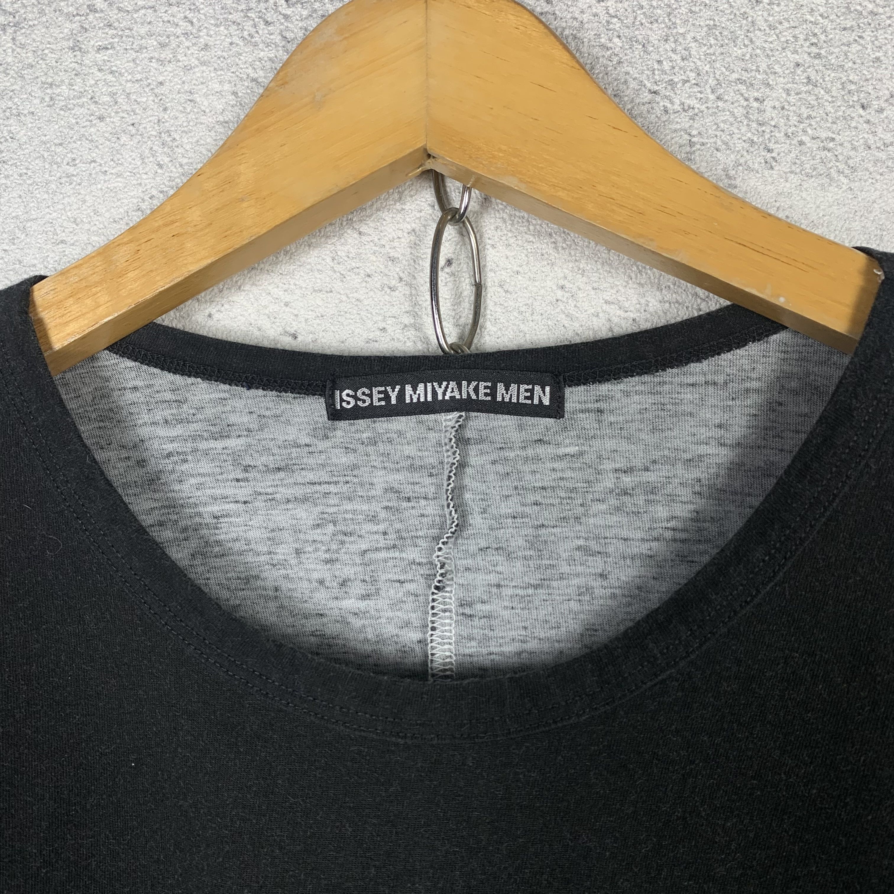 Issey Miyake Vintage Issey Miyake Tshirt Size US L / EU 52-54 / 3 - 5 Thumbnail