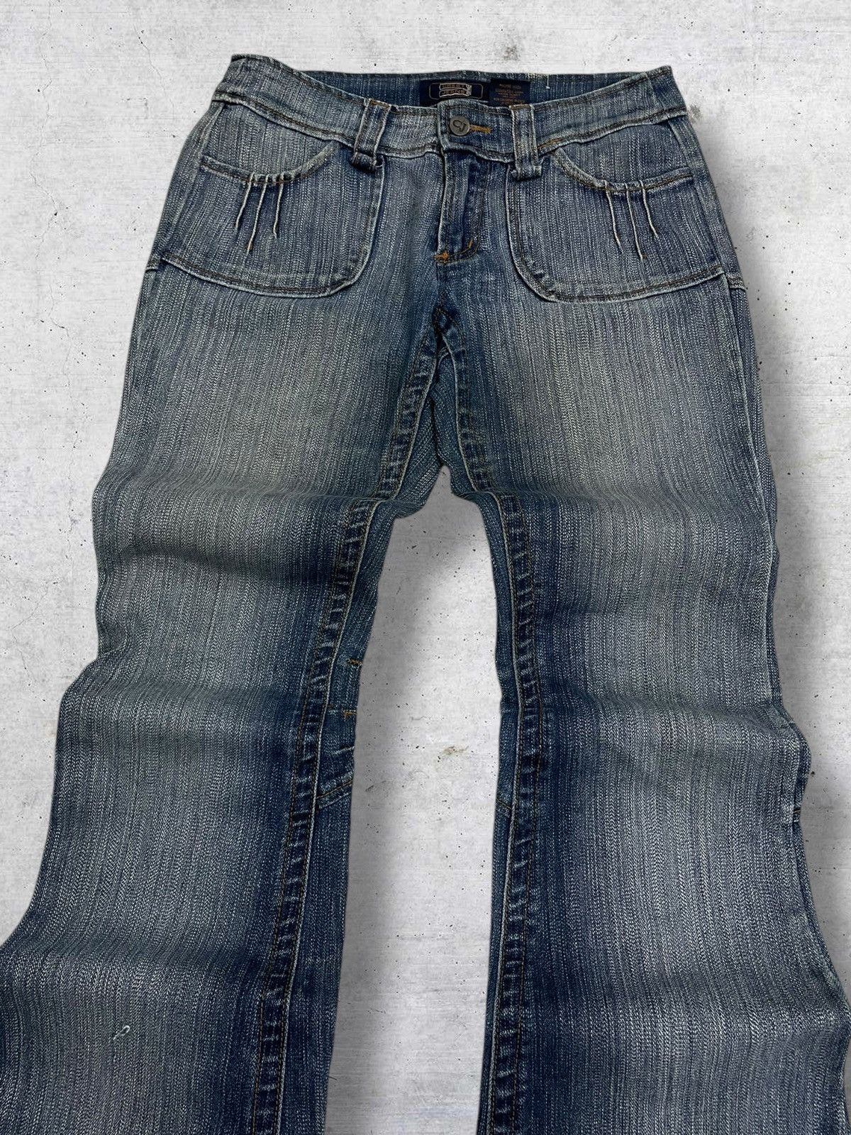 semanticdesign VINTAGE JAPAN FLARED ZIP PUNK STYLE CREST DENIM RARE 90S Size US 29 - 4 Thumbnail