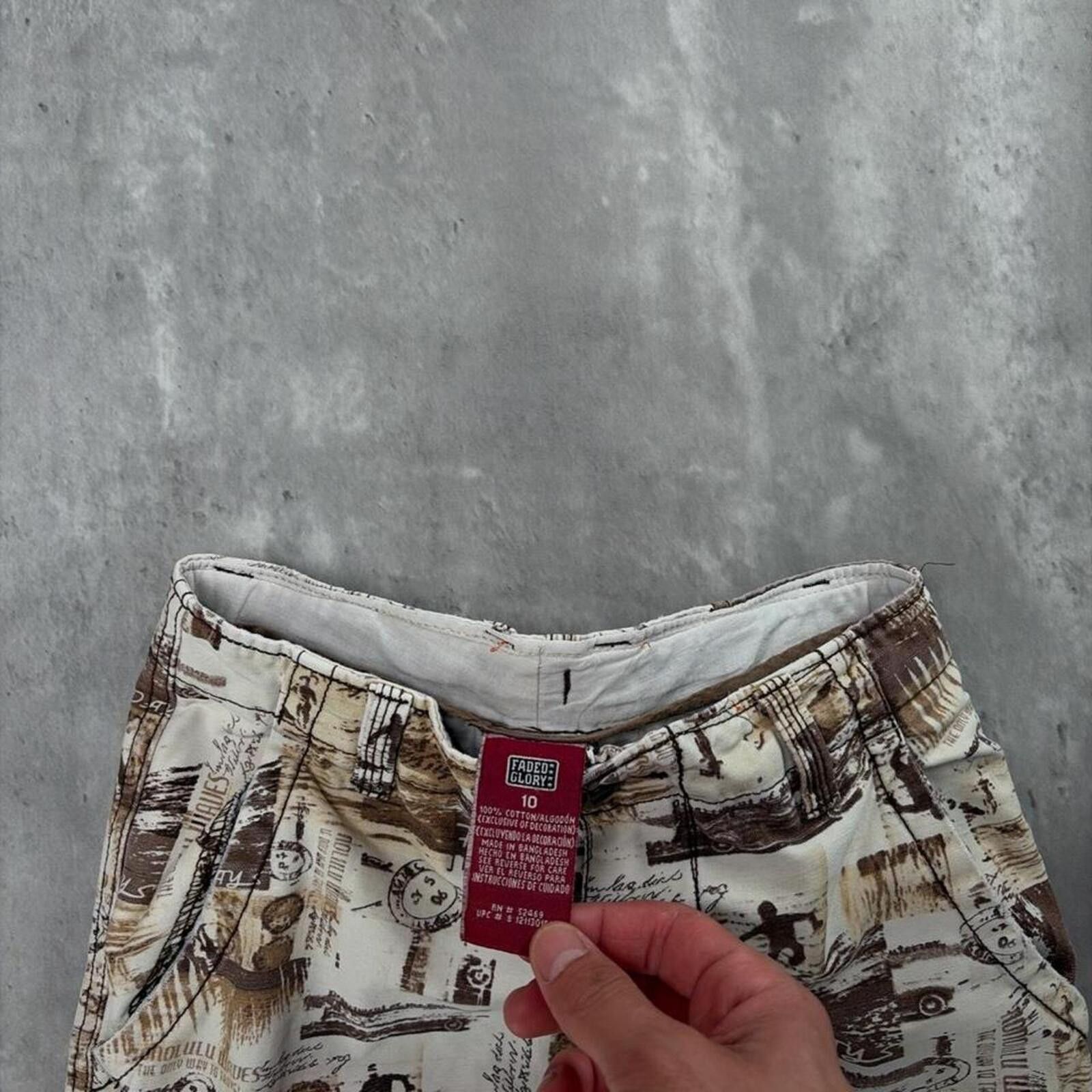 Faded Glory Y2K Brown Faded Glory Grunge Surf Baggy Cargo Shorts Size 42" / US 20 - 5 Thumbnail
