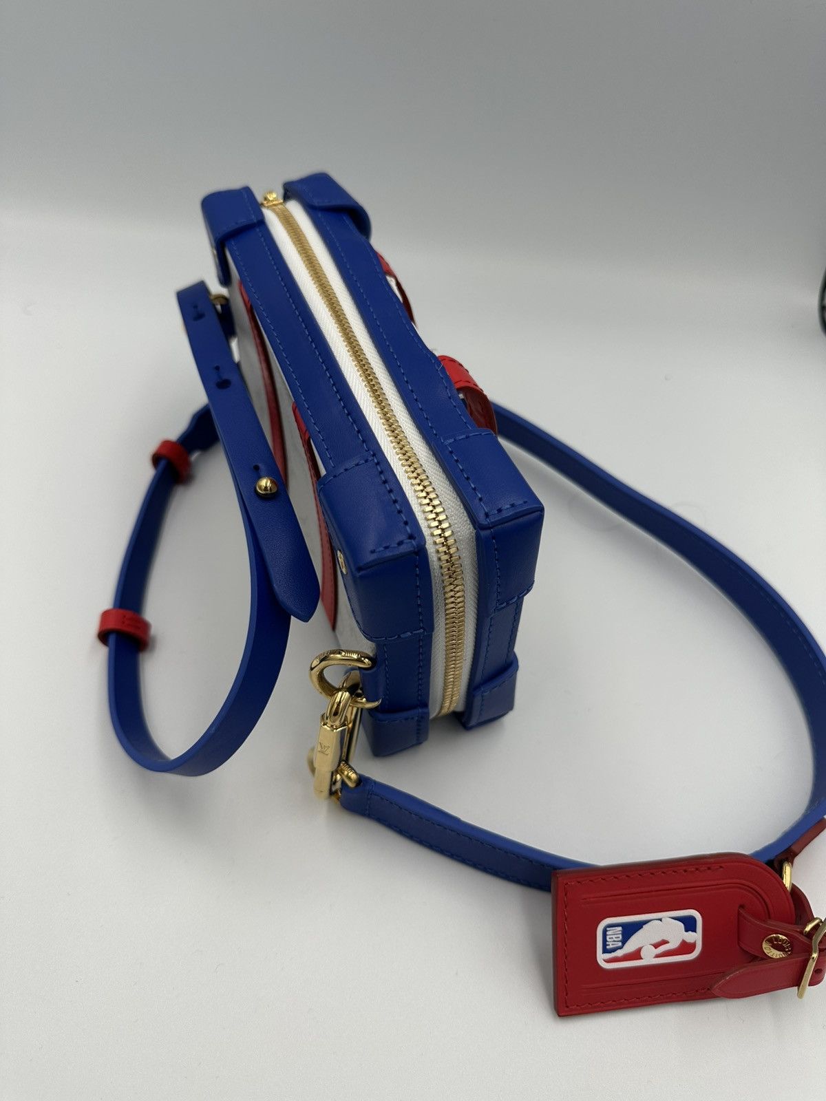 Louis Vuitton × NBA Louis Vuitton x NBA “Hoop Bag” Size ONE SIZE - 6 Thumbnail