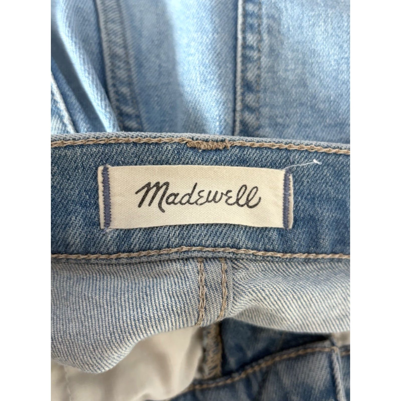 Madewell Madewell The Perfect Vintage Jeans Womens 26 Blue High Rise Straight 5-Pocket Denim Frayed Hem Vintage? No T-Shirt? Size 26" / US 2 / IT 38 - 7 Thumbnail