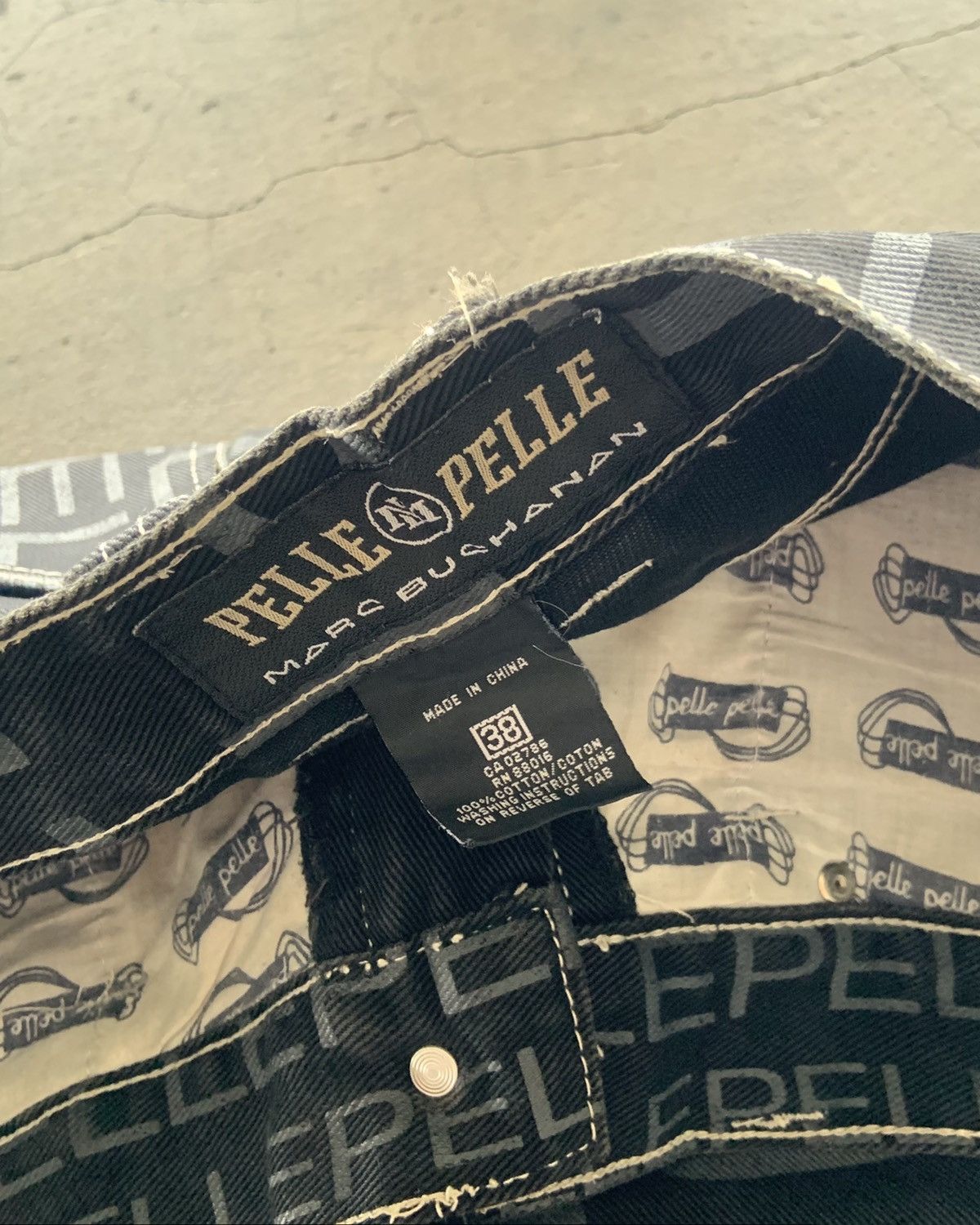 Pelle Pelle Vintage Pelle Pelle Full Print Super Baggy Jeans Size US 40 / EU 56 - 6 Thumbnail
