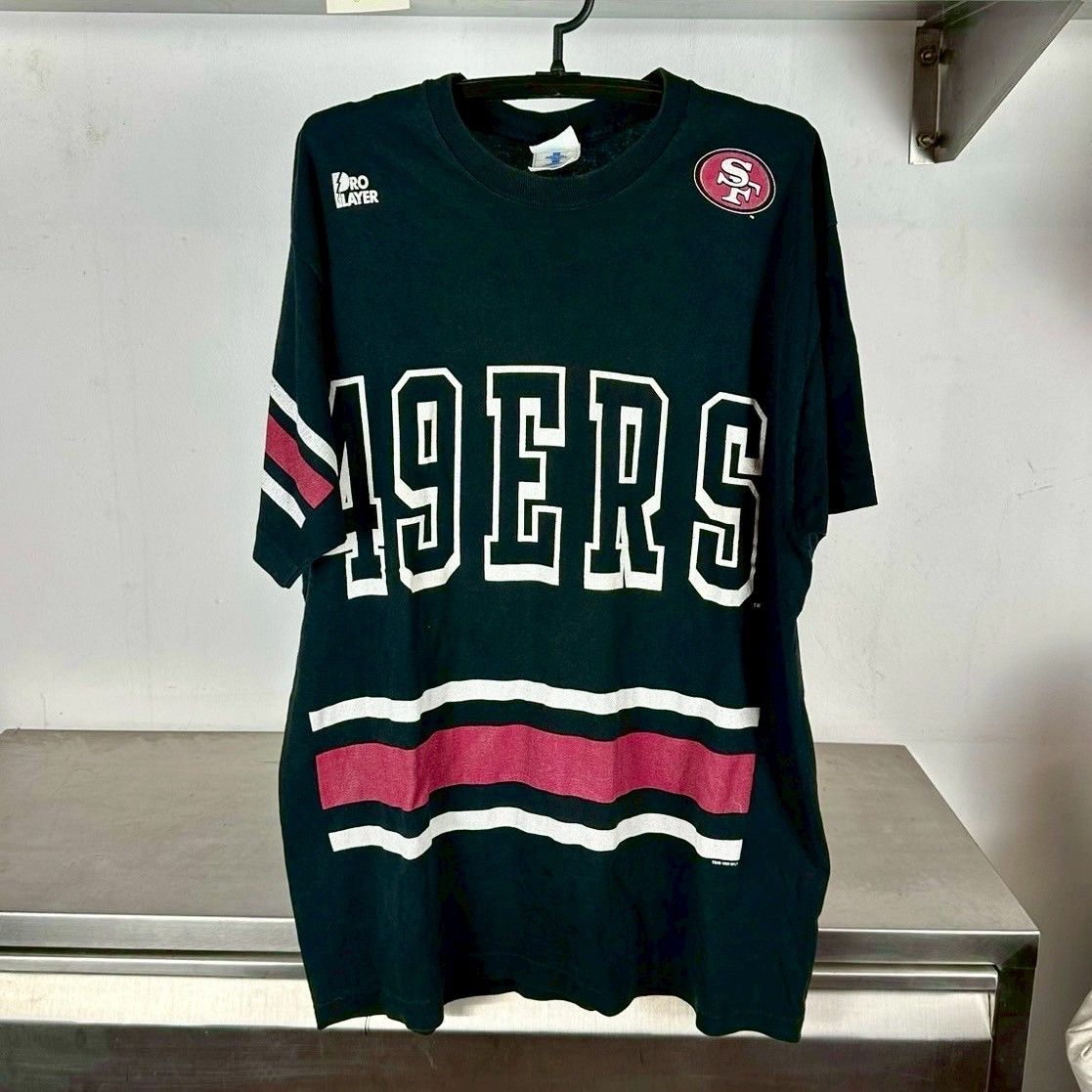 Vintage Vintage 1996 San Francisco 49ers NFL AOP Pro Player T-shirt Size US XL / EU 56 / 4 - 1 Thumbnail