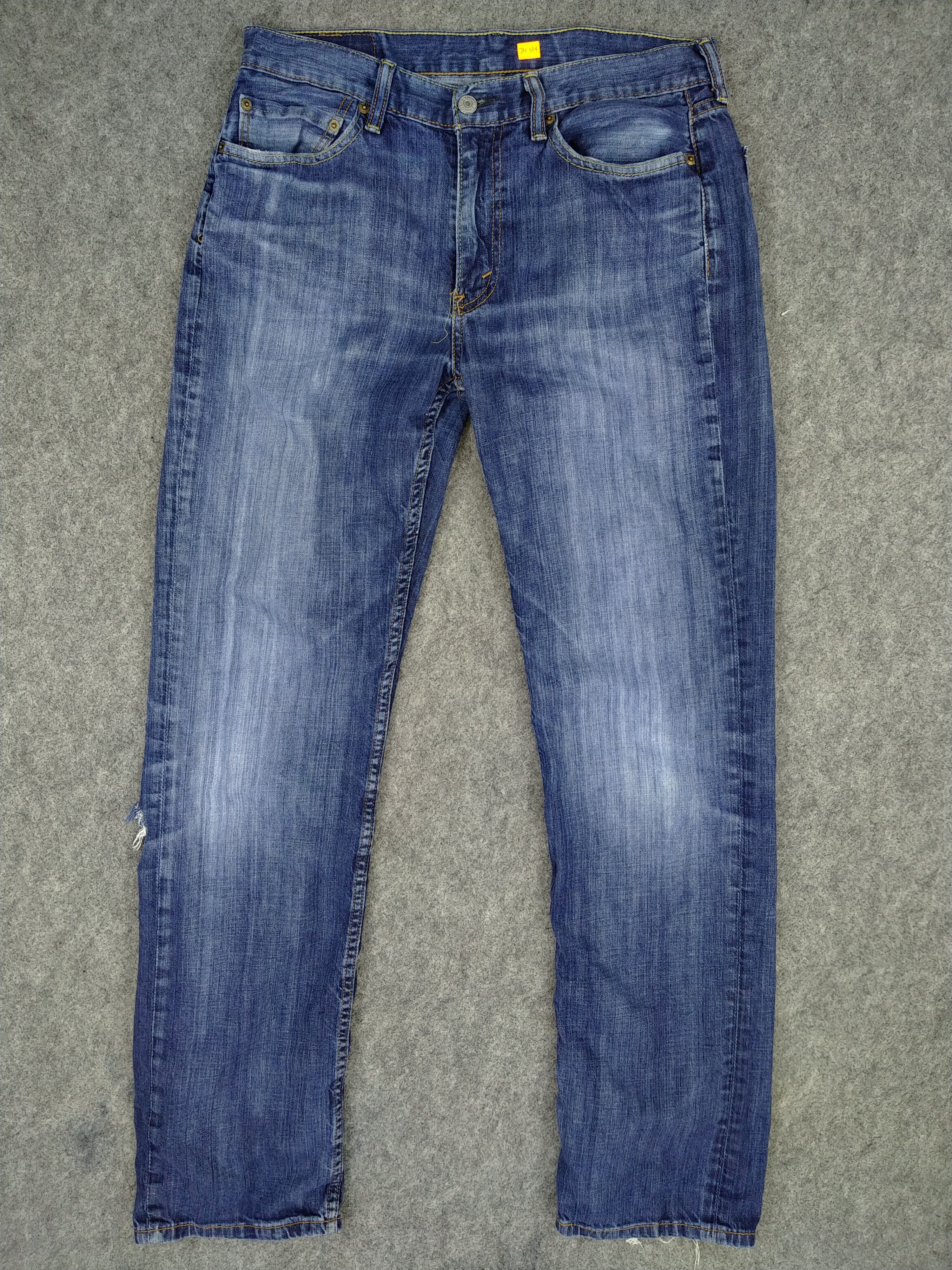 image of Levi's 514 Distressed Denim 33X33 -Jn554 in Blue Distressed, Men's