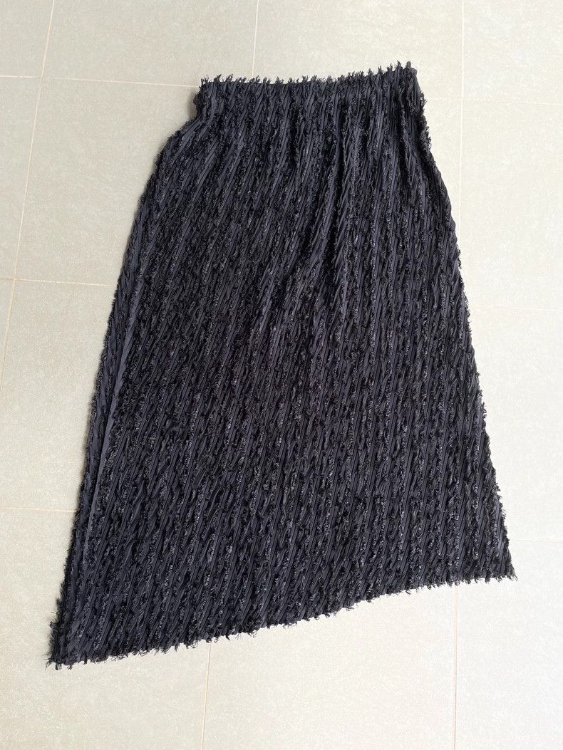 Issey Miyake Issey Miyake size:2 Black main line fleece skirt Size 31" - 6 Thumbnail