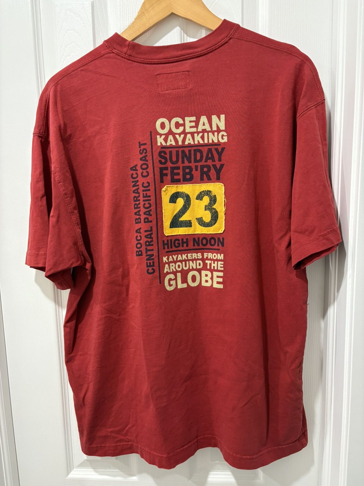Vintage Y2K, Abercrombie and Fitch, ocean kayaking, T-shirt