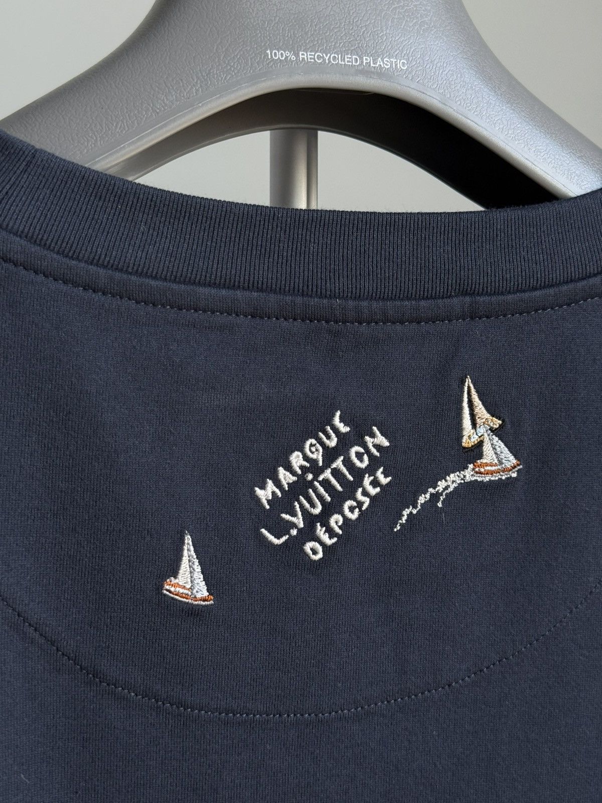 Louis Vuitton Louis Vuitton Sailboat LV Logo Embroidered Cotton T-Shirt Size US L / EU 52-54 / 3 - 12 Thumbnail