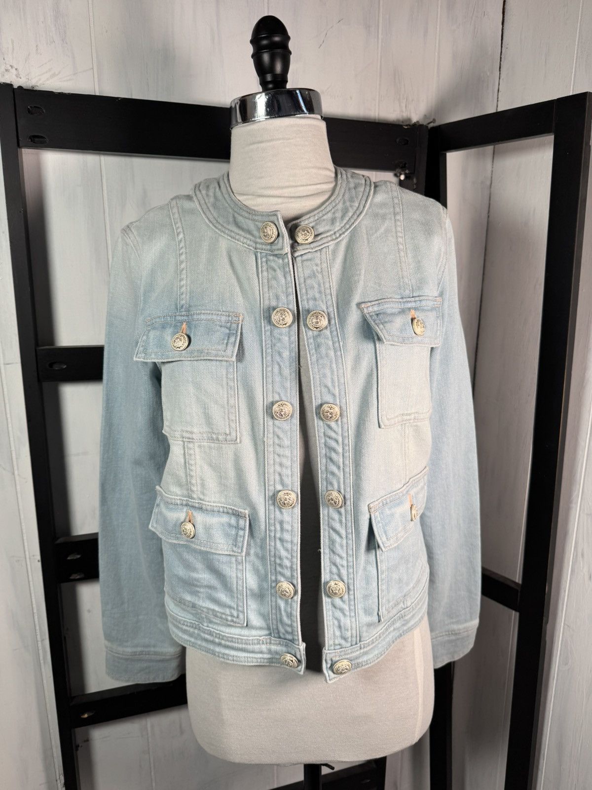 L'AGENCE L'Agence Yari Collarless Denim Open Double Button Jacket Size M / US 6-8 / IT 42-44 - 1 Thumbnail