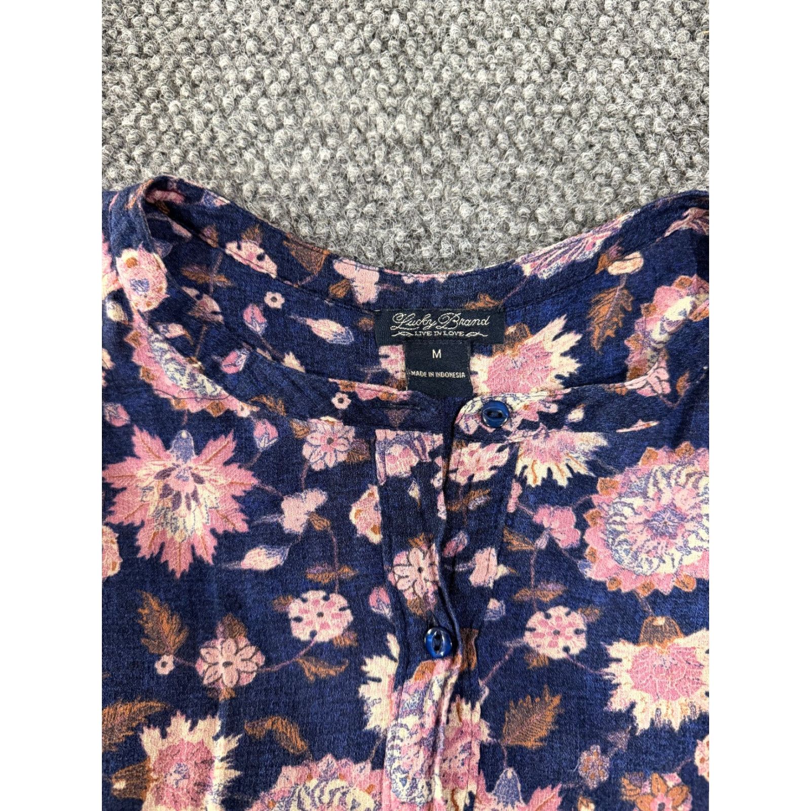 Lucky Brand Lucky Brand blouse Womens M Blue Pink Floral Boho Peasant Crew Neck Long Sleeve Casual Lightweight Rayon Viscose Regular Stretch Built-in Size M / US 6-8 / IT 42-44 - 3 Thumbnail