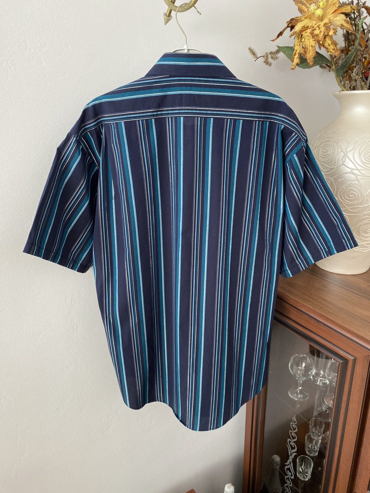 Yves Saint Laurent Vintage Yves Saint Laurent YSL Short Sleeve Button Up Shirt Size US XL / EU 56 / 4 - 4 Thumbnail
