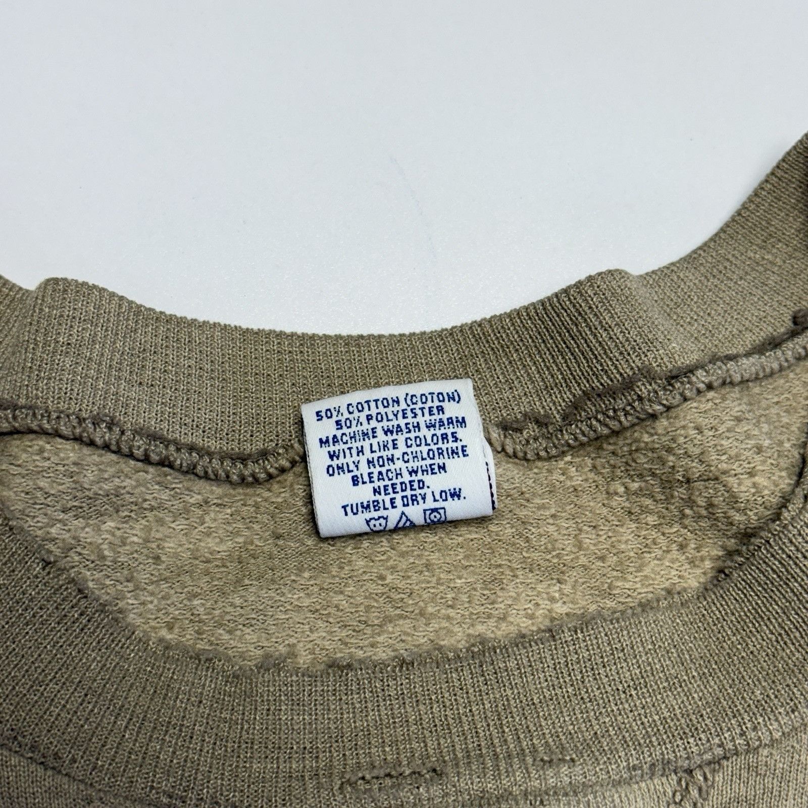 Russell Athletic Vintage Russell Athletic Sweatshirt Mens XXL 24.5x26 Tan Pul Size US XXL / EU 58 / 5 - 5 Thumbnail