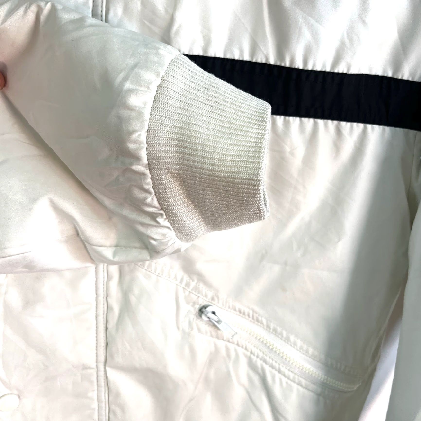 Obermeyer VINTAGE Obermeyer Scorpion Thinsulate Jacket Mens 2XL Black/White Ski Coat mid-length Zip Snap Logo Regular Diffusion Pattern Size US XXL / EU 58 / 5 - 5 Thumbnail
