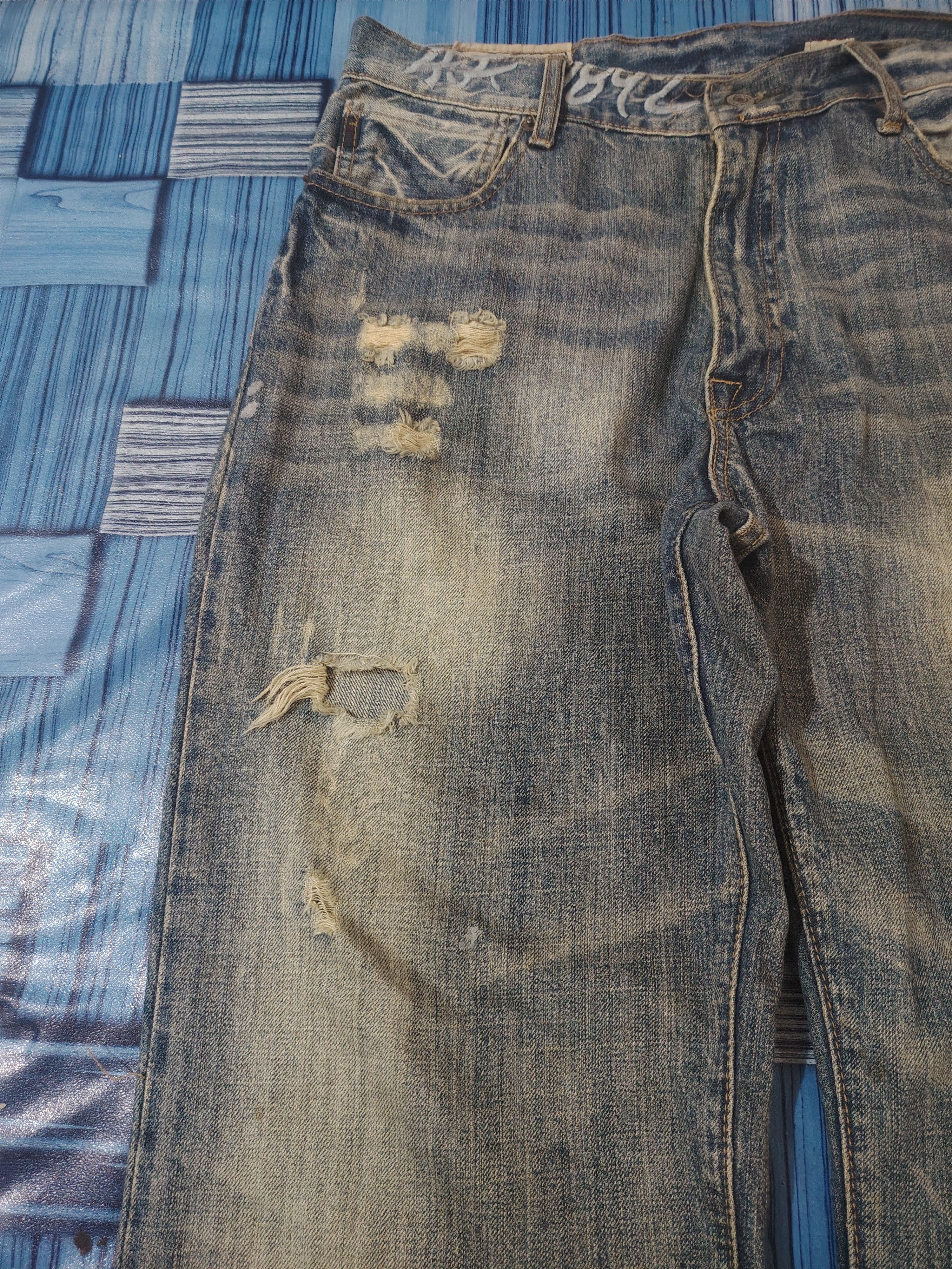 Abercrombie & Fitch Japanese A&F Baggy Flared Jeans Distressed Denim Size US 35 - 5 Thumbnail