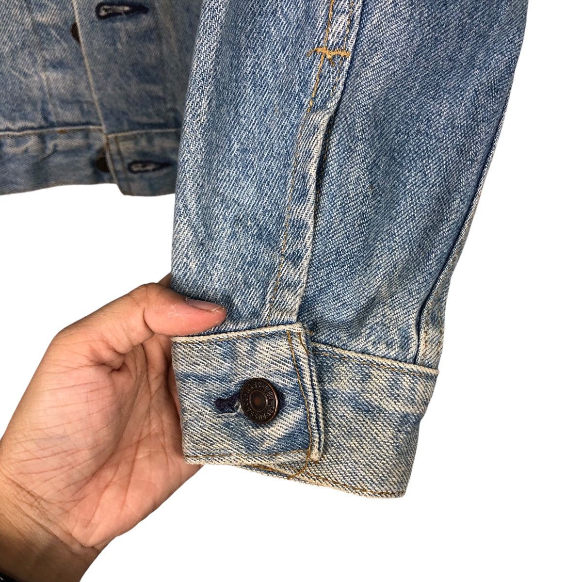 Levi's 📌Vintage Trucker Denim Jacket Distressed Levi's Made in Usa Size US M / EU 48-50 / 2 - 16 Thumbnail