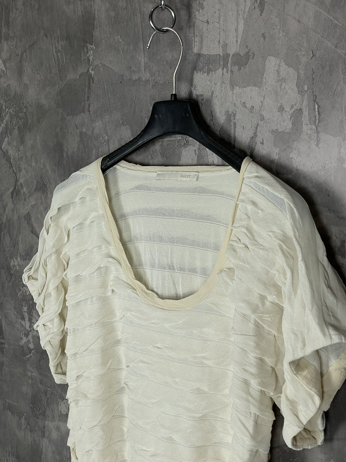 Bally Bally Avant Garde Abstract T shirt Size XS / US 0-2 / IT 36-38 - 7 Thumbnail
