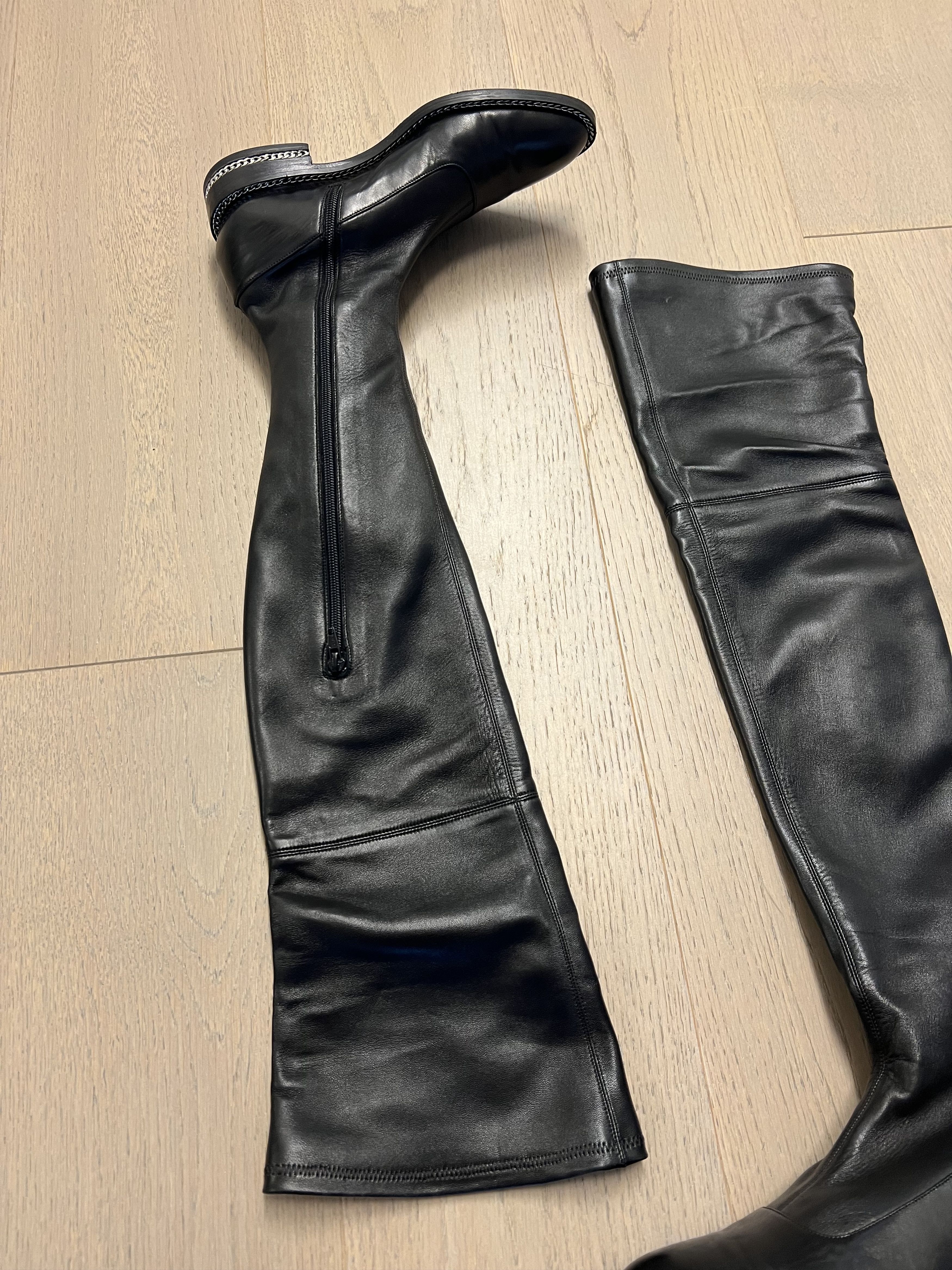Versace Versace black lamb leather thigh-high boots. Size US 7 / IT 37 - 5 Thumbnail