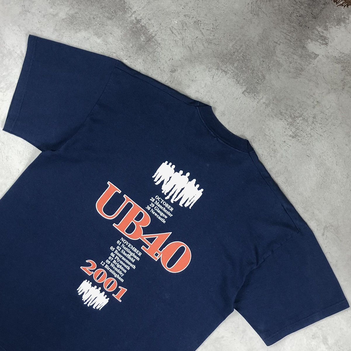 Band Tees 2001 UB40 Cover Up Tee Size US L / EU 52-54 / 3 - 15 Thumbnail