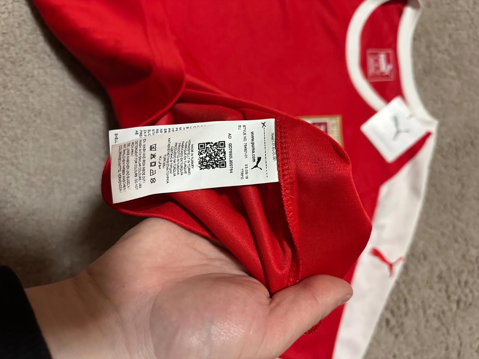 Puma NWT Serbia 2018 2020 Home Football Shirt Soccer Jersey Puma Size ONE SIZE - 5 Thumbnail