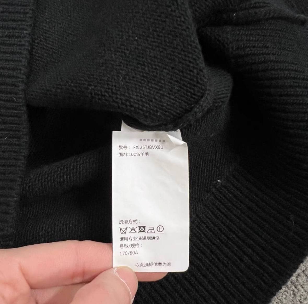 Dolce & Gabbana Dolce & Gabbana Sweater Size US XXS / EU 40 - 6 Thumbnail
