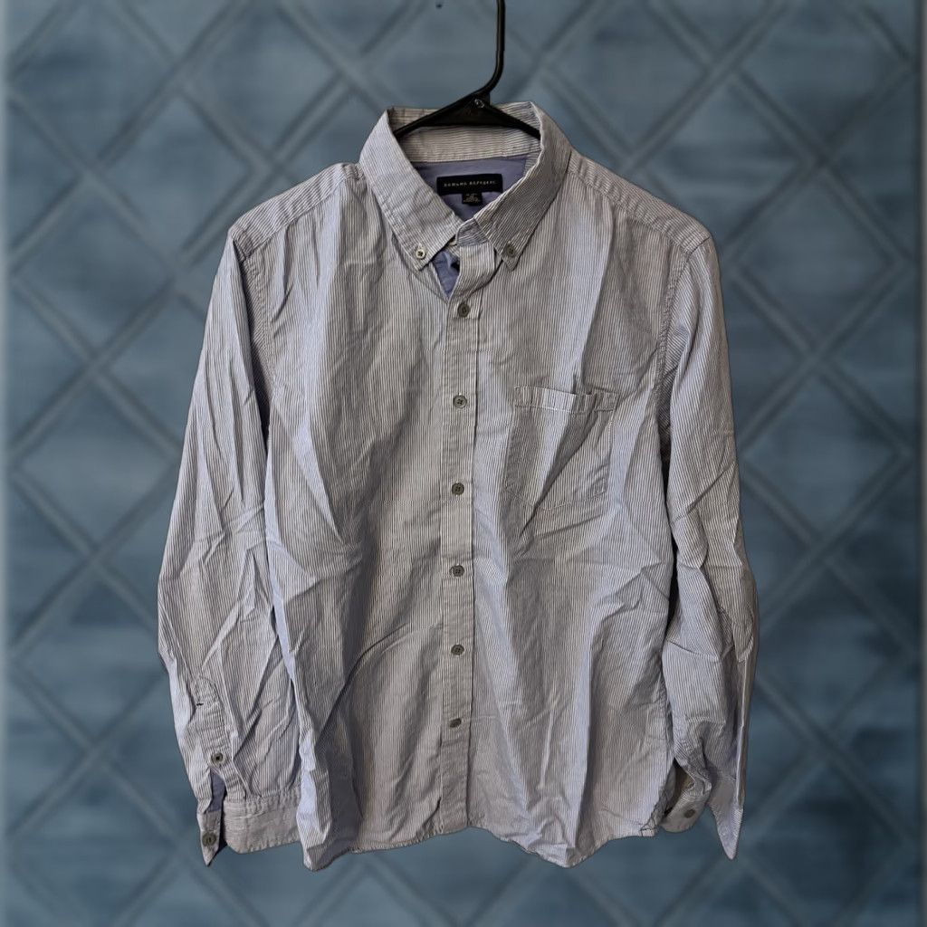 Banana Republic VINTAGE Banana Republic Men's Button-Up Shirt Size Medium Long Sleeve Cotton Blue Striped Business Casual Size US M / EU 48-50 / 2 - 1 Thumbnail