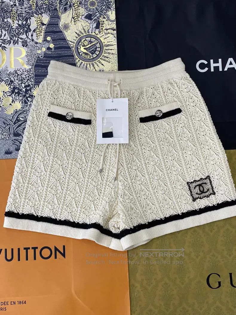 Chanel Chanel 24P white knitted shorts Size 24" / US 00 / IT 34 - 1 Thumbnail